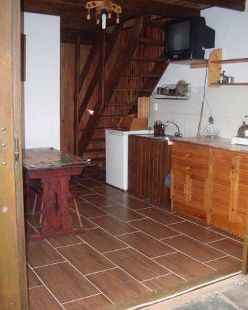 kuchnia w dużym domku