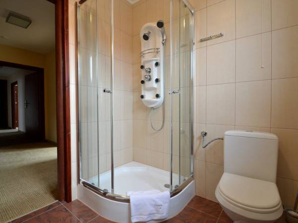 Pensjonat Crosna SPA