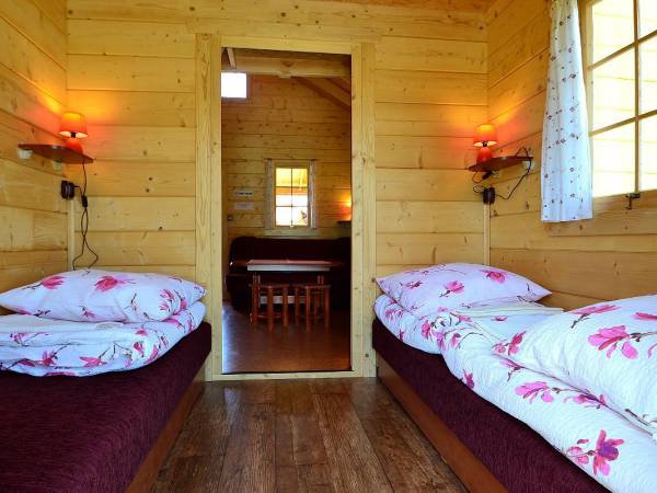 Sypialnia z dwoma tapczanami