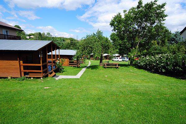 Domki Letniskowe koło promu