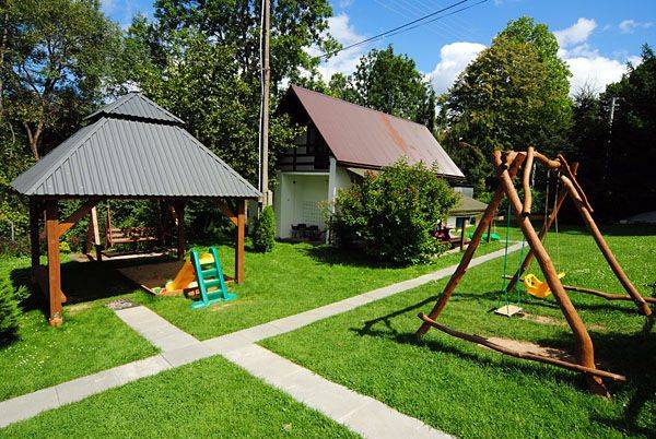 Domki Letniskowe koło promu