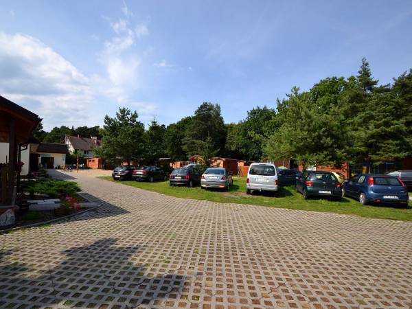 Parking na większym placu