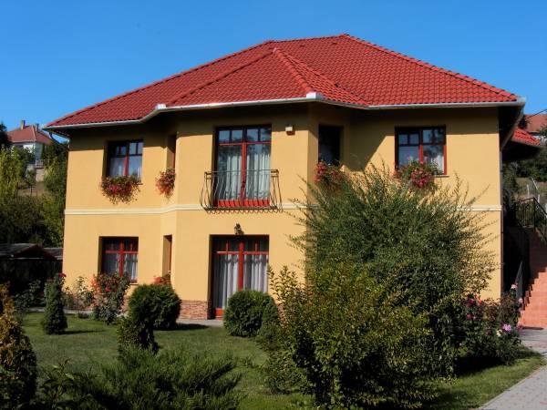 Apartameny Völgy, Eger