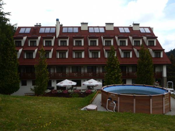SKI HOTEL
