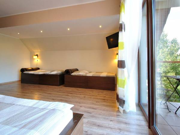 Swornegacie - Restauracja i Pokoje gościnne