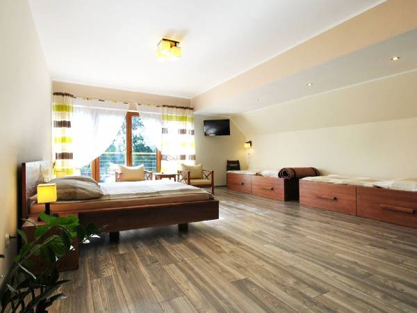 Swornegacie - Restauracja i Pokoje gościnne