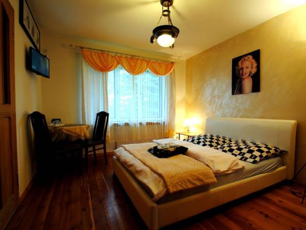 poój 2 osobowy łazienką