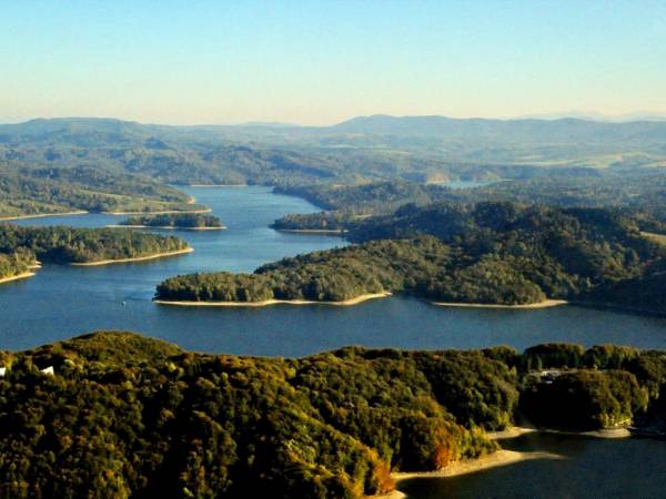 Jezioro Solińskie z lotu ptaka