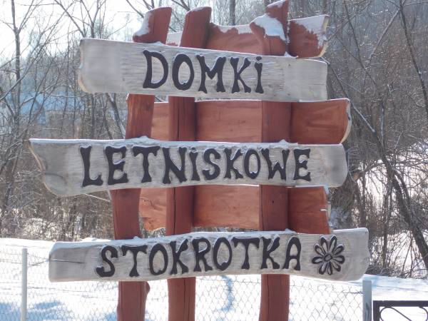 Całoroczne domki z kominkami