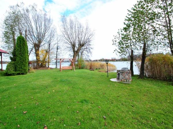 Domek letniskowy całoroczny nad jeziorem