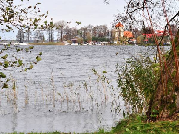 Domek letniskowy całoroczny nad jeziorem