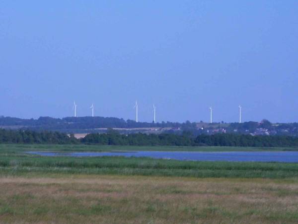 widok z pokoju na jezioro