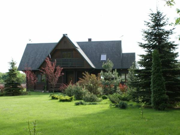 Dom gospodarzy z pokojami gościnnymi