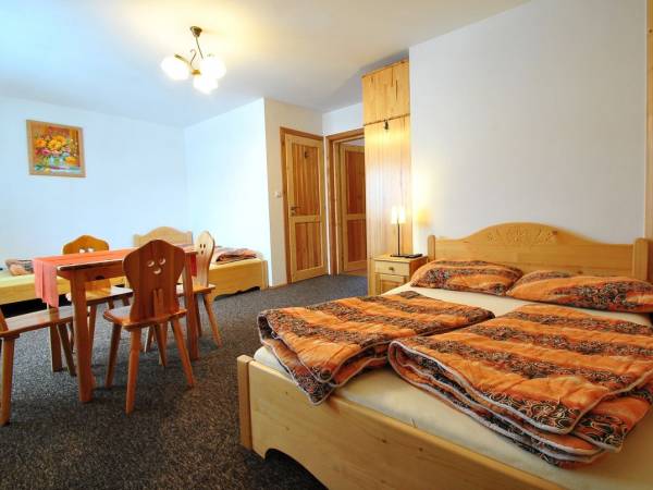 Pokój nr 4- o podwyższonym standardzie (4-osobowy)