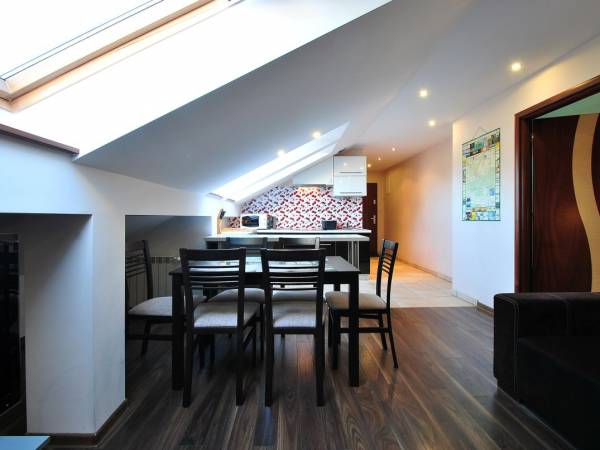 salon z kuchnią 4p.