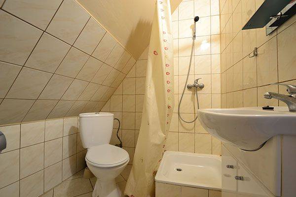 łazienka pokoju 2 osobowego