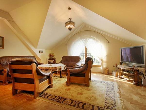 strefa wypoczynkowa z TV