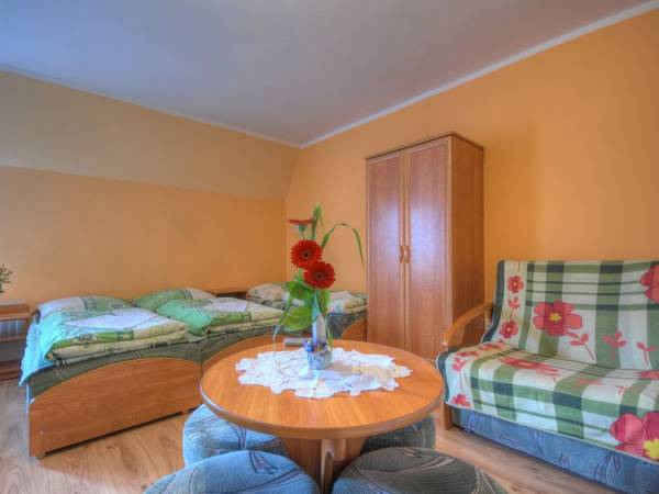 Zakopane pokoje, grupy, obozy, kolonie, wycieczki, Ośrodek Wypoczynkowy Poronin - Zakopane