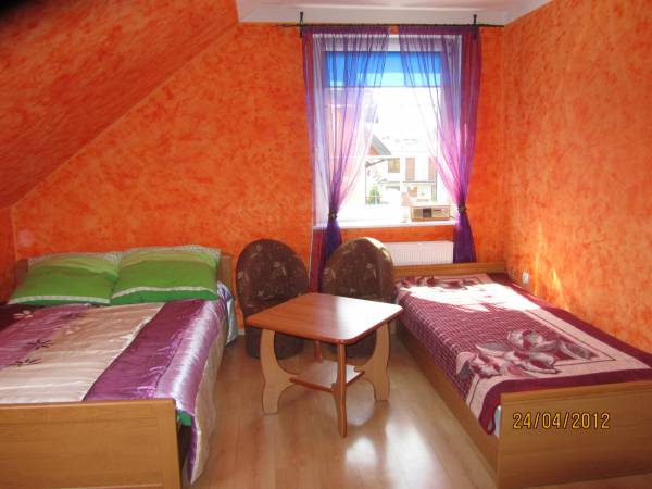 Pokój 3 os. _ Pomaranczowy