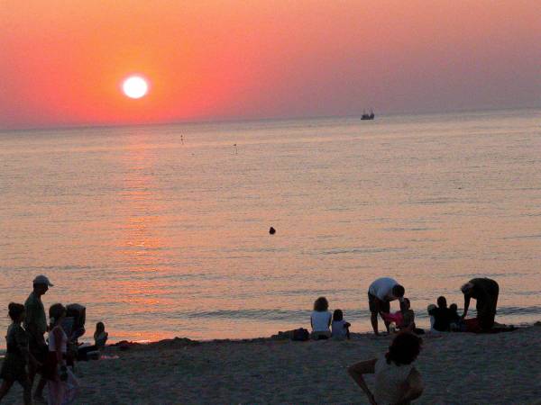 Plaza _ zachód slonca