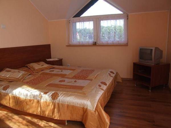 Pokoje Gościnne i Domki ,,CENTRUM''