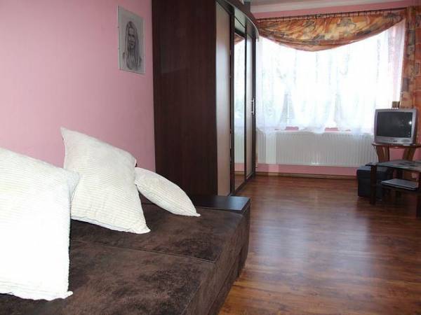 Pokoje Gościnne i Domki ,,CENTRUM''