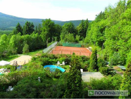 Rekreacja latem. 3,7tys. m2. Oaza zielani.