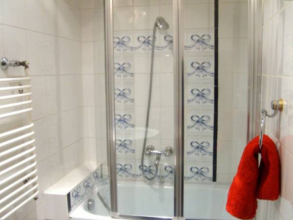 Łazienka pokoju typu sudio