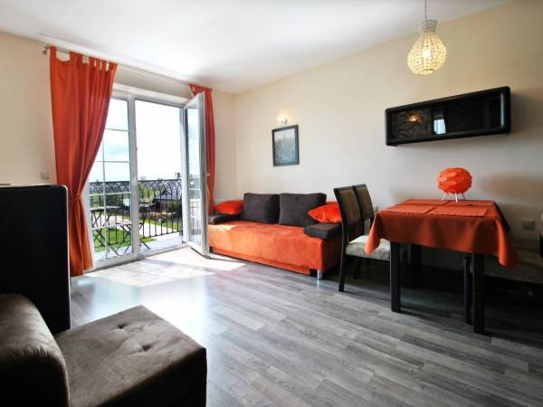 APARTAMENT BURSZTYN II