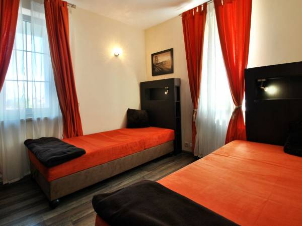 APARTAMENT BURSZTYN II