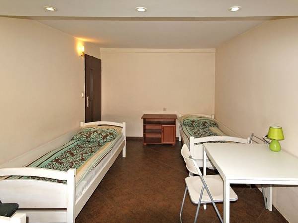 Kwatery Dla Firm - pokój w Długołęce, ul. Sienkiewicza