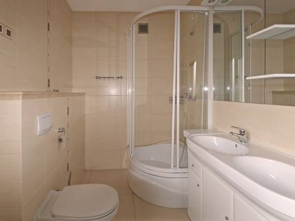 Kwatery Dla Firm - łazienka w Siechnicach