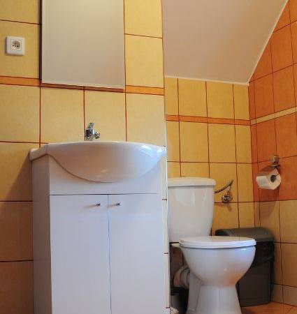 Łazienka na poddaszu.