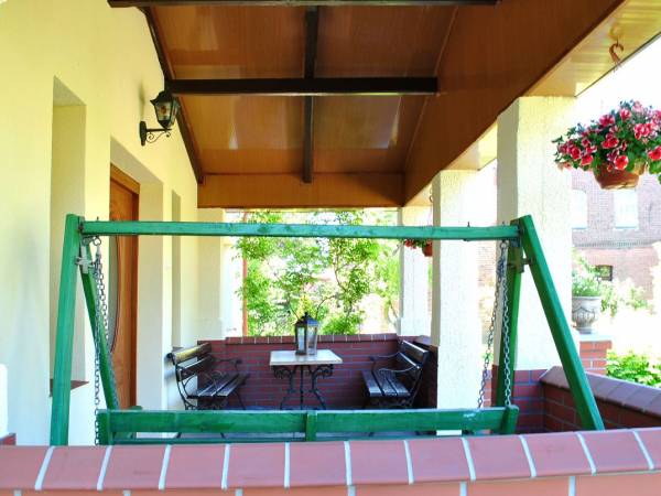 weranda przed dworkiem