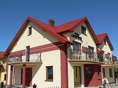 Willa Adek - Pokoje i Domki Apartamentowe