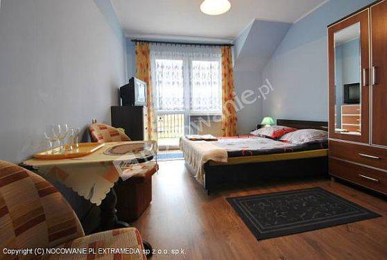 Willa Adek - Pokoje i Domki Apartamentowe