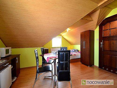 Willa Adek - Pokoje i Domki Apartamentowe