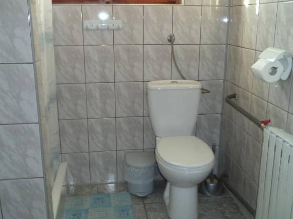 łazienka do pokoju 2-osobowego