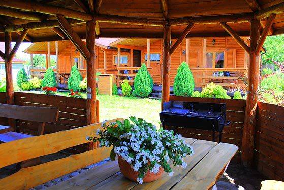 Domki i pokoje Nadia