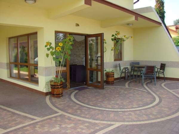 wejście do recepcji