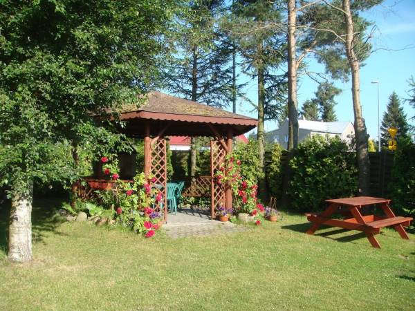 Altanka ogrodowa z grillem