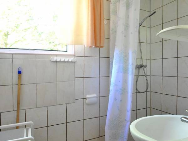 łazienka domek standard 3