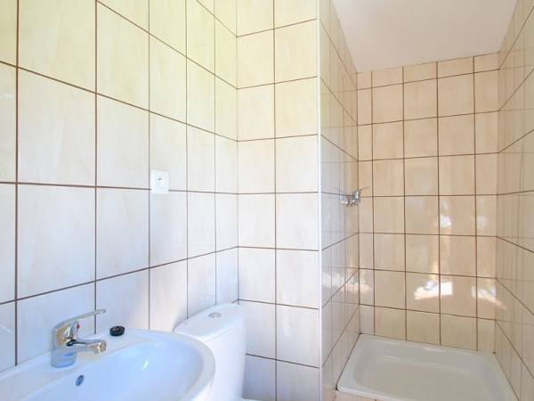 łazienka w domku standard 2