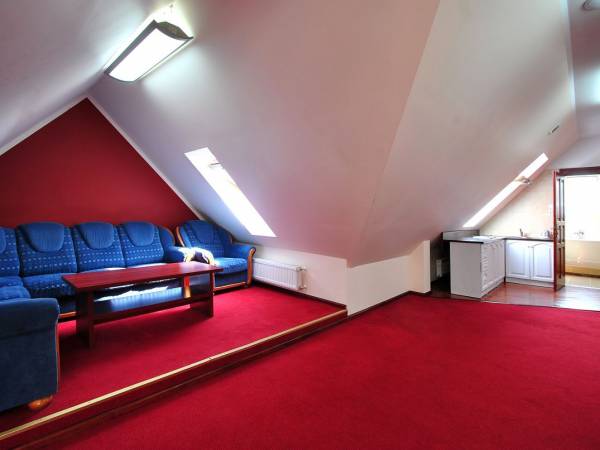 Willa Karmazynowa Przystań