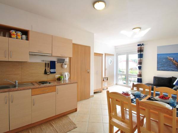 APARTAMENT KAPITANA - salon z aneksem