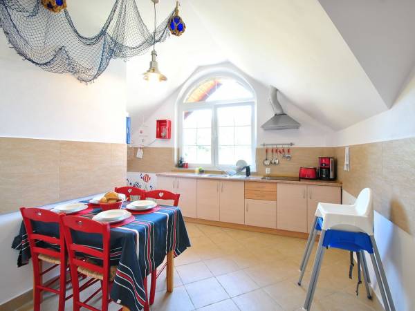 KUCHNIA WSPÓLNA - dla gości z pokoi: BOSMANA i MARYNARZA