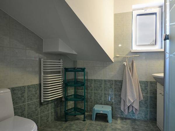 łazienka przy pokoju nr 3