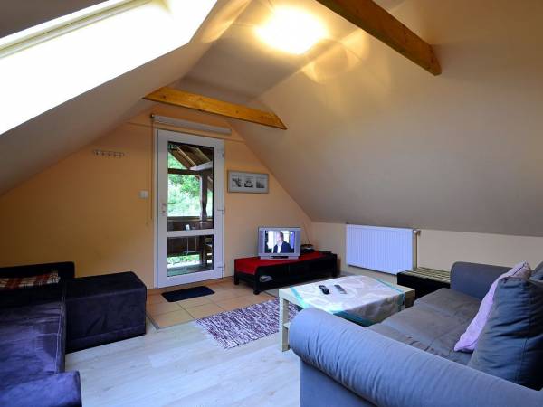 mieszkanie / 4 osoby/, część wypoczyynkowa