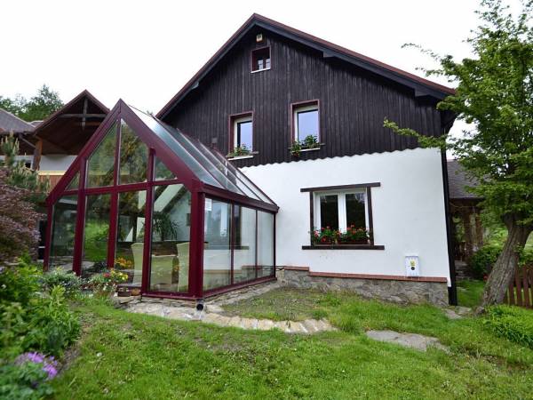 AGROTURYSTYKA Cztery Kąty Alina i Marek Kuczwalscy