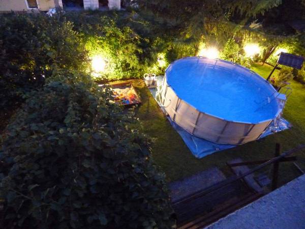 basen w nocy południe